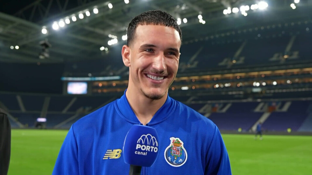 Deniz Gul na flash interview