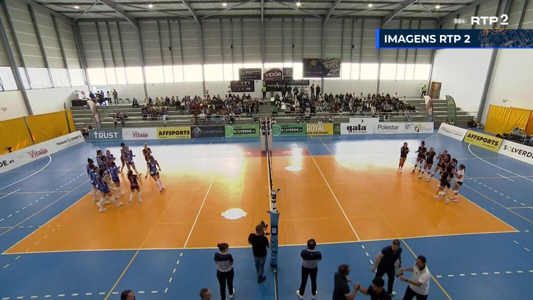 Resumo Voleibol: CD Fiães 0-3 FC Porto